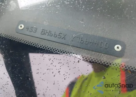 2000 Subaru Legacy из США, поврежденный, VIN 4S3BH665XY7664400